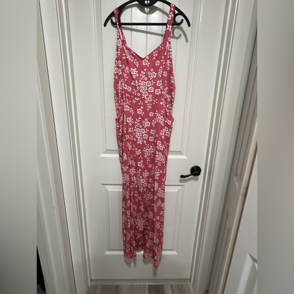 NWT MAXI DRESS